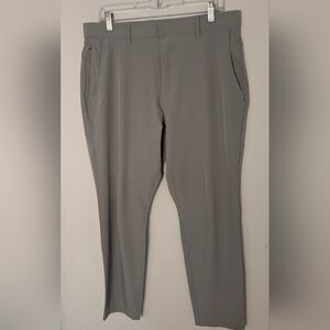 Fabletics Men’s The Only Pants sz 34 * 30 Straight Leg Gray Golf Performance EUC